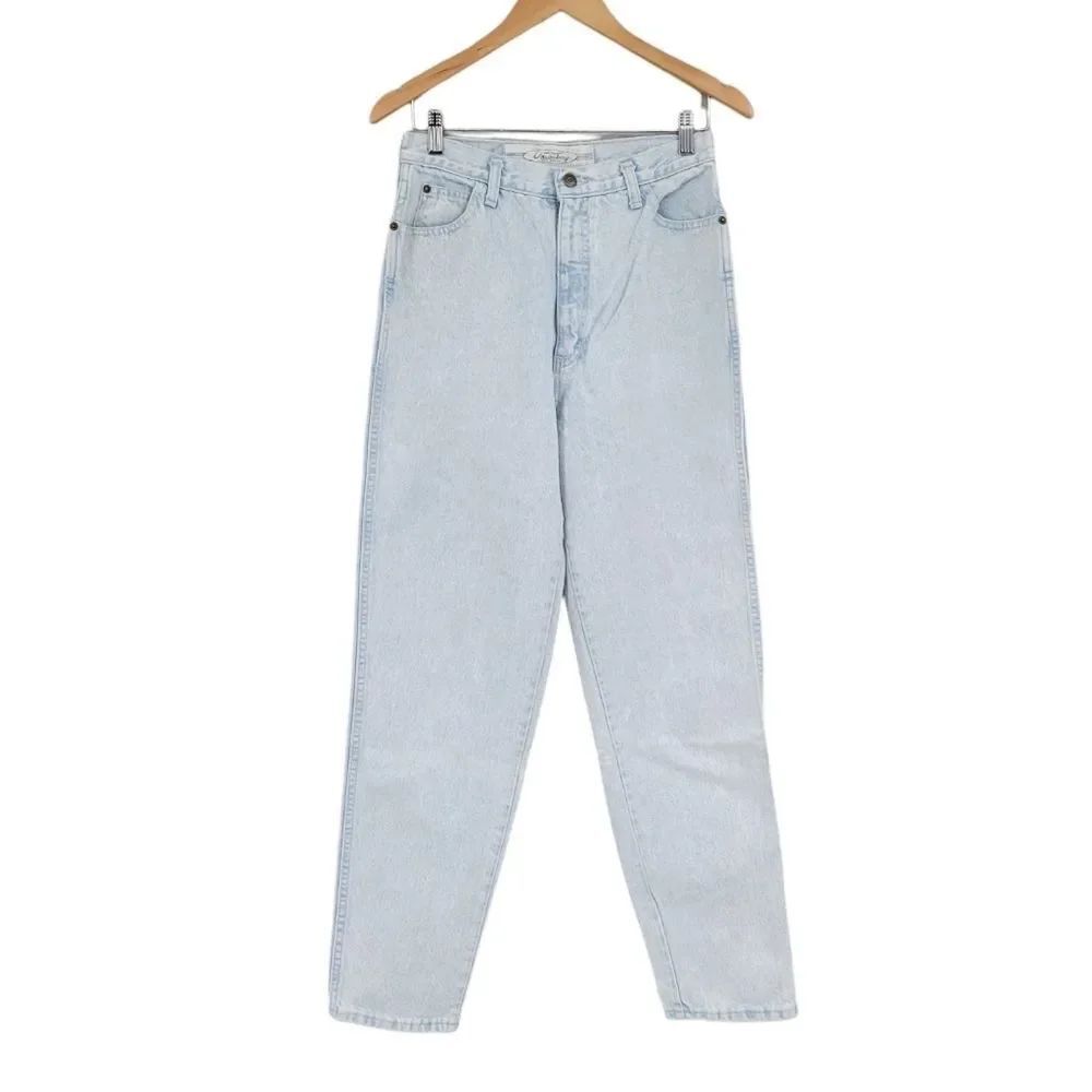 Union Bay Vintage Mom Jeans Ultra Light Wash High Rise Staight Leg 80s 90s